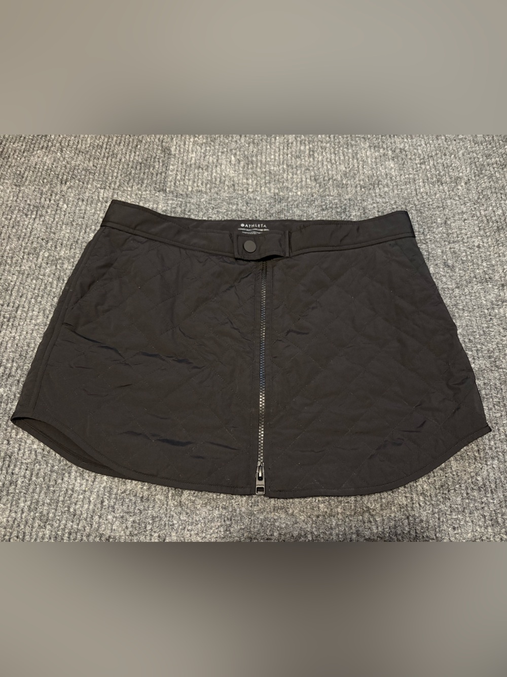 Athleta Toasty Buns Insulated Quilted Mini Skirt Sz 10